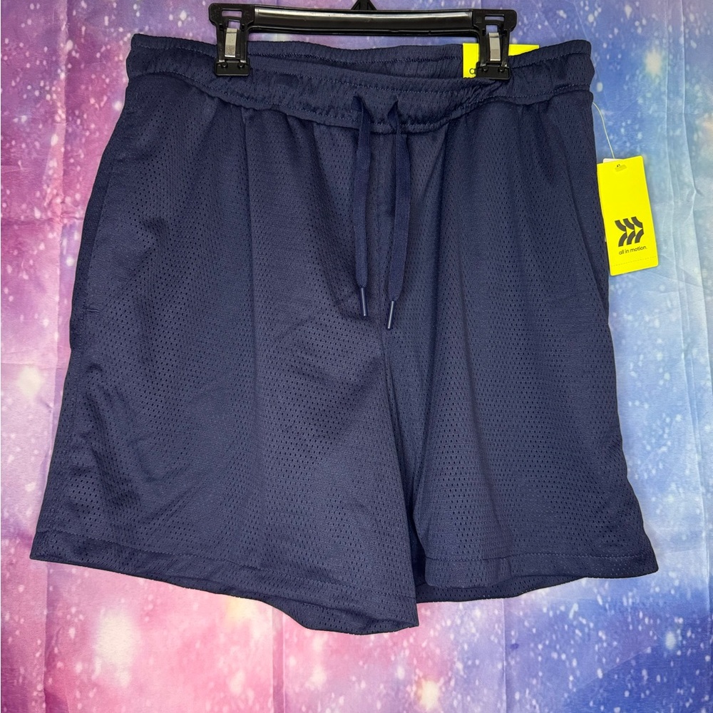 New men’s all in motion mesh shorts 🛍